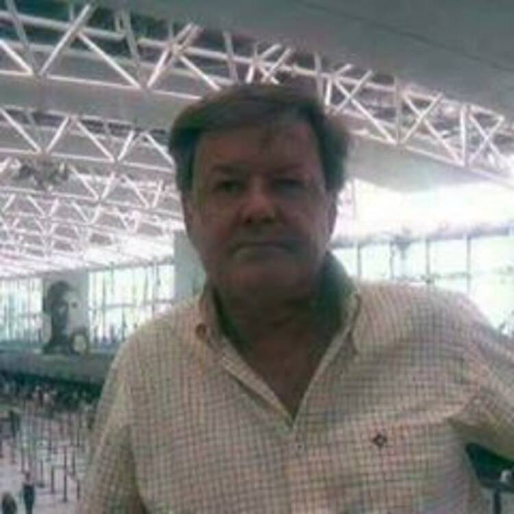 Julio Cesar Moore